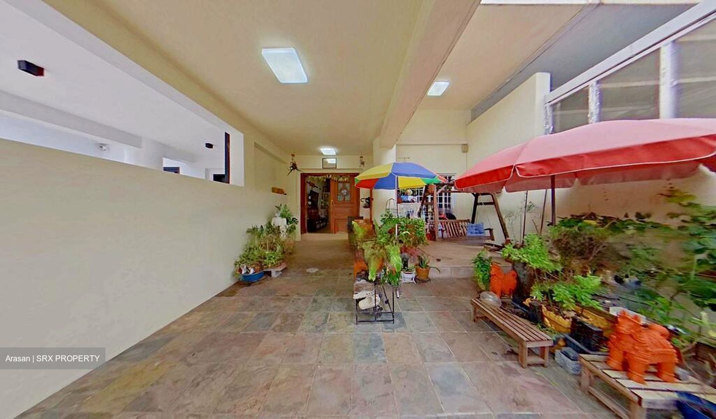 Hougang Street 13 (D19), Terrace #454433271